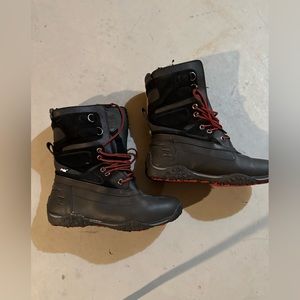 NWT Pajar winter boots 11